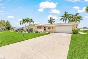 3022 SE 17th Pl, Cape Coral, FL 33904 - Photo 4