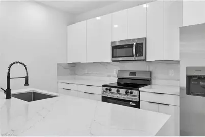 1312 NE 5th Ave, Cape Coral, FL 33909 - Photo 10