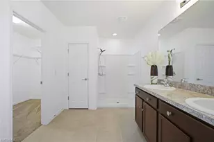 10884 Marble Brook Blvd, Lehigh Acres, FL 33936 - Photo 14