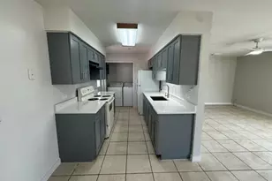 26 Alabama Rd S, Lehigh Acres, FL 33936 - Photo 4
