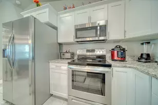 520 Wilmington Pkwy, Cape Coral, FL 33993 - Photo 10