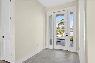 817 NW 38th Pl, Cape Coral, FL 33993 - Photo 4