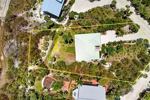 928 Pepper Tree Pl, Sanibel, FL 33957 - Photo 32