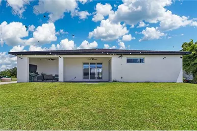 1902 NE 20th St, Cape Coral, FL 33909 - Photo 30