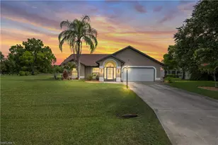 538 Whispering Wind Bend, Lehigh Acres, FL 33974 - Photo 2