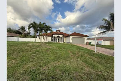 217 NE 21st Pl, Cape Coral, FL 33909 - Photo 2