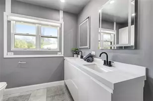 370 Bayland Rd, Fort Myers Beach, FL 33931 - Photo 18