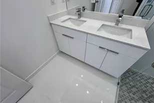 2113 NW 41st Ave, Cape Coral, FL 33993 - Photo 20