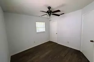 4029 E Sunflower Cir, Labelle, FL 33935 - Photo 10