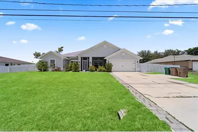 22 Nelson Rd S, Cape Coral, FL 33991 - Photo 2