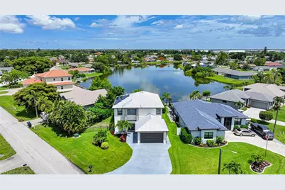 8355 Coral Dr, Fort Myers, FL 33967 - Photo 4