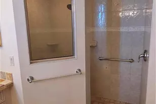 4338 Jacaranda Pkwy W, Cape Coral, FL 33993 - Photo 6
