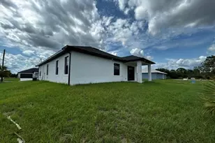 9014 Lawn Ct, Labelle, FL 33935 - Photo 40