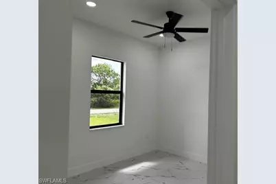 9014 Lawn Ct, Labelle, FL 33935 - Photo 6