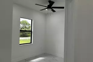 9014 Lawn Ct, Labelle, FL 33935 - Photo 6