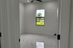 9014 Lawn Ct, Labelle, FL 33935 - Photo 12