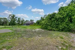 732/734 Holmes Ave, Lehigh Acres, FL 33974 - Photo 12