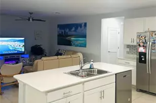 932 SW 7th Ave, Cape Coral, FL 33991 - Photo 6