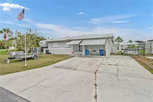 17731 Broadway Ave, Fort Myers Beach, FL 33931 - Photo 16