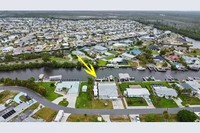 17731 Broadway Ave, Fort Myers Beach, FL 33931 - Photo 10