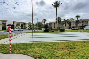 2100 Barkeley Ln, Fort Myers, FL 33907 - Photo 16