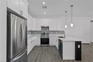 2911 10th St SW, Lehigh Acres, FL 33976 - Photo 10