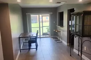 12656 Kenwood Ln, Fort Myers, FL 33907 - Photo 4