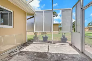 2212 E 6th St, Lehigh Acres, FL 33936 - Photo 32