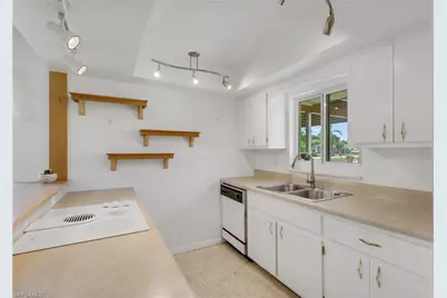 2212 E 6th St, Lehigh Acres, FL 33936 - Photo 12