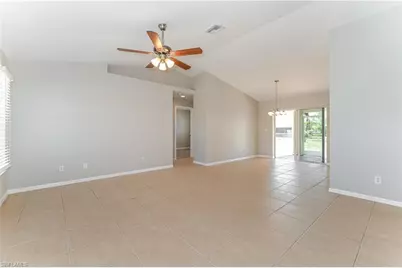162 SE 18th St, Cape Coral, FL 33990 - Photo 4