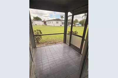 10554 Quincy Ct, Lehigh Acres, FL 33936 - Photo 14