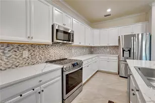 14096 Vindel Cir, Fort Myers, FL 33905 - Photo 8