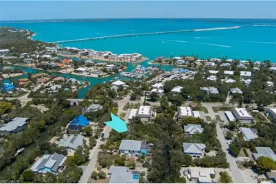 1084 S Yachtsman Dr, Sanibel, FL 33957 - Photo 1