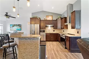 18542 Wisteria Rd, Fort Myers, FL 33967 - Photo 12
