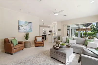 326 Cypress Way W, Naples, FL 34110 - Photo 12