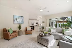 326 Cypress Way W, Naples, FL 34110 - Photo 12