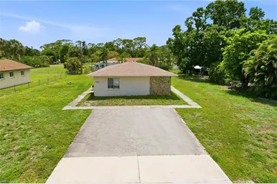 2237 Iris Way, Fort Myers, FL 33905 - Photo 30
