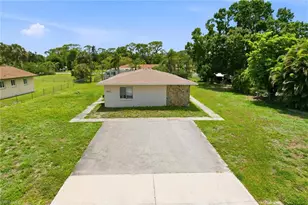 2237 Iris Way, Fort Myers, FL 33905 - Photo 30