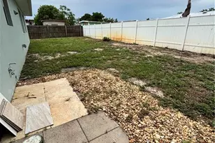209 Punta Alta Ct, Lehigh Acres, FL 33936 - Photo 32