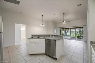 4522 SW 7th Pl, Cape Coral, FL 33914 - Photo 4