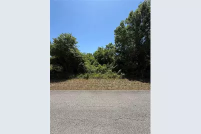 1144 Cherry St E, Lehigh Acres, FL 33974 - Photo 4