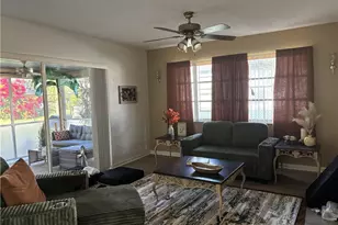 919 SE 14th St, Cape Coral, FL 33990 - Photo 2