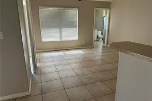 3025 SW 4th Pl, Cape Coral, FL 33914 - Photo 4