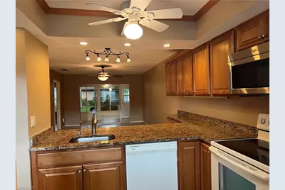 4629 SE 5th Pl #14, Cape Coral, FL 33904 - Photo 8