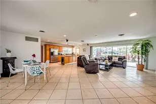 5359 Majestic Ct, Cape Coral, FL 33904 - Photo 4