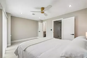 18010 San Carlos Blvd, Fort Myers Beach, FL 33931 - Photo 16