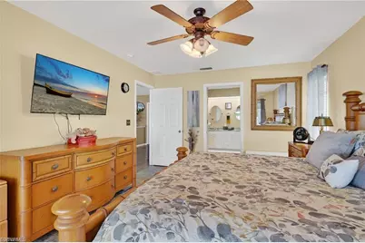 412 SE 13th Ave, Cape Coral, FL 33990 - Photo 16