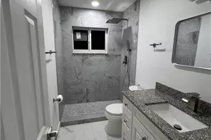 1201 Betmar Blvd, North Fort Myers, FL 33903 - Photo 4