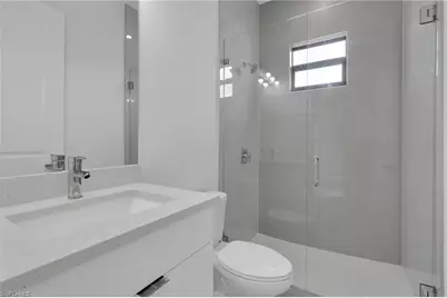 914 Chiquita Blvd N, Cape Coral, FL 33993 - Photo 16