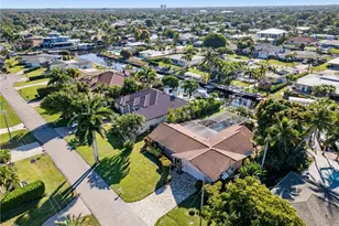 392 Snow Dr, Fort Myers, FL 33919 - Photo 46